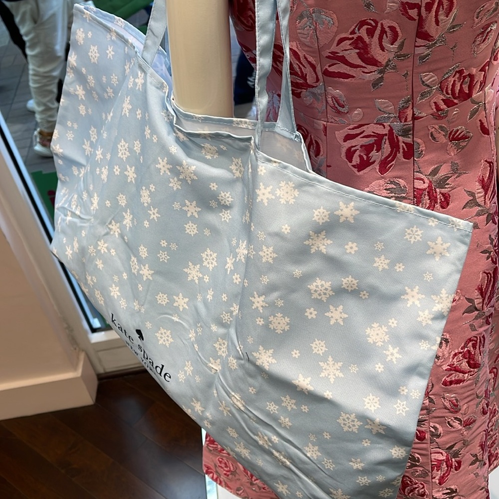 Kate Spade Snow Flakes Canvas Tote XL Reusable Shopping Beach Bag - Picture 11 of 16